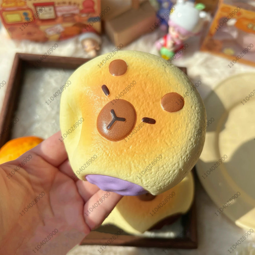 Squishy Capybara boulangerie anti-stress - brioche